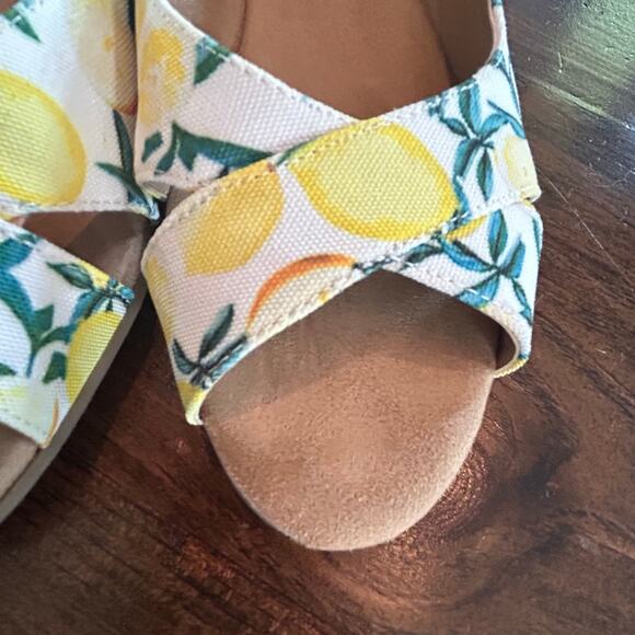 Aerosoles Women's Silver Platter Flat Lemon's Memory Foam Padded Womens Size 9.5 - Picture 8 of 11